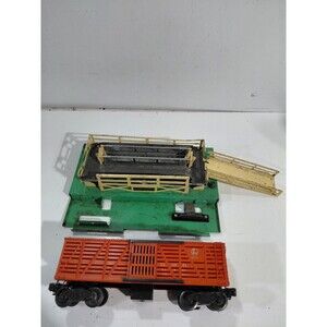 Lionel 3656 Train O Gauge Model Railroad Stock Yard & Cattle Car (Repair)